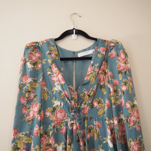 ASTR The Label Floral Satin Long Sleeve Midi Dress sz M - Picture 4 of 8